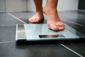 Throw away that scale and manage your weight in a healthy way